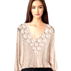 Yoana Baraschi rayon cotton cream dolman sleeve flower accent crochet knit top L